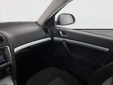 Škoda Octavia (2010) Ambiente 1.4 TSI, Tempomat - náhled 8