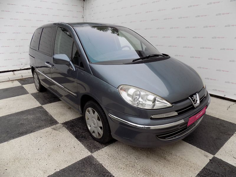 Peugeot 807 (2009) 2.0HDi/7.Míst/NAVI/LED/ - fotka 5 z 36