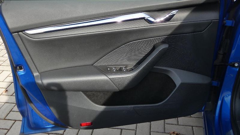 Škoda Octavia Combi 1,5 TSI Style - fotka 8 z 24