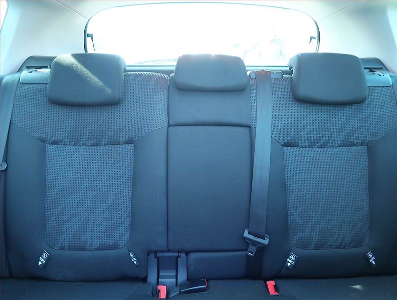 Peugeot 3008 (2011) 1.6 VTi, Navi, Tempomat - fotka 10 z 14