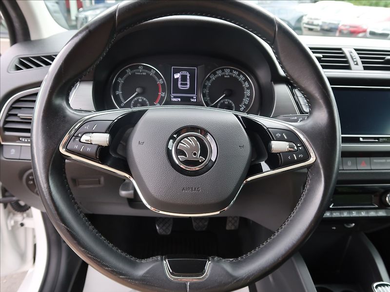 Škoda Fabia 1,0 TSi,70kW,Style,1majČR,DPH - fotka 15 z 27