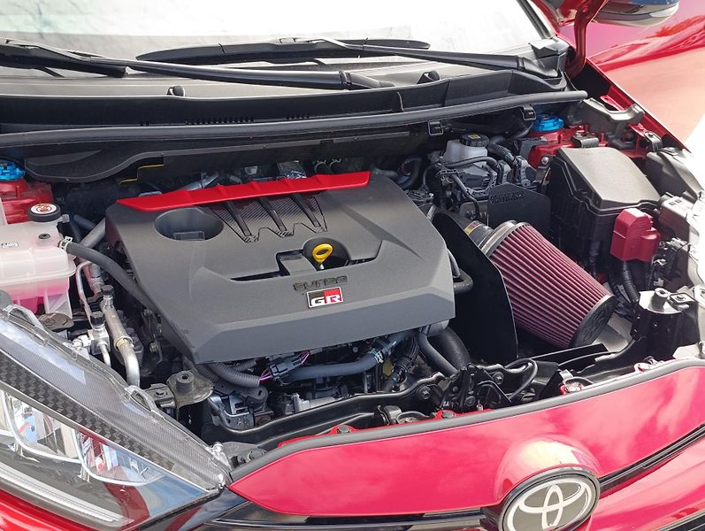 Toyota GR Yaris 1.6 TURBO DYNAMIC SPORT  - fotka 23 z 30