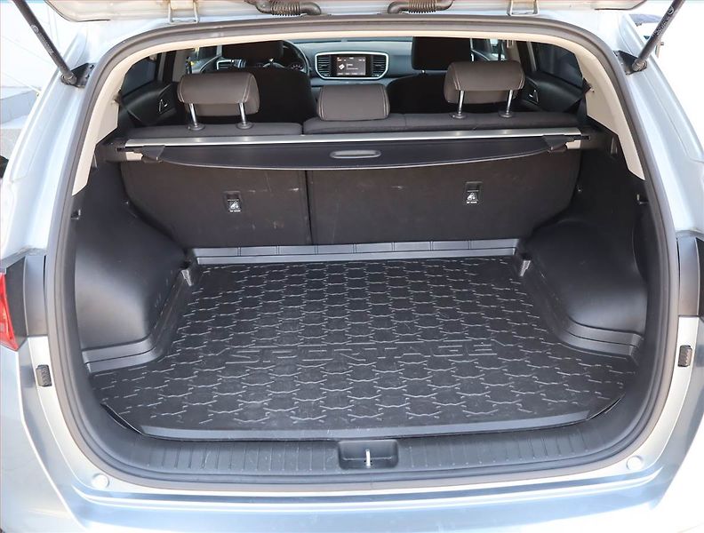 Kia Sportage (2020) 1.6 T-GDI, Automat, Serv.kniha - fotka 14 z 24