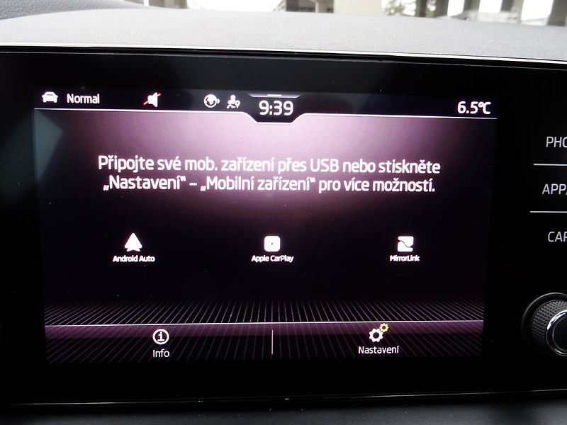 Škoda Kamiq 1.5TSI DSG Monte Carlo DPH - fotka 11 z 32