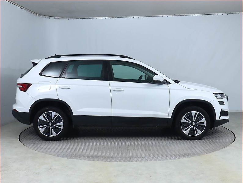 Škoda Karoq (2023) Style 2.0 TDI - fotka 6 z 24