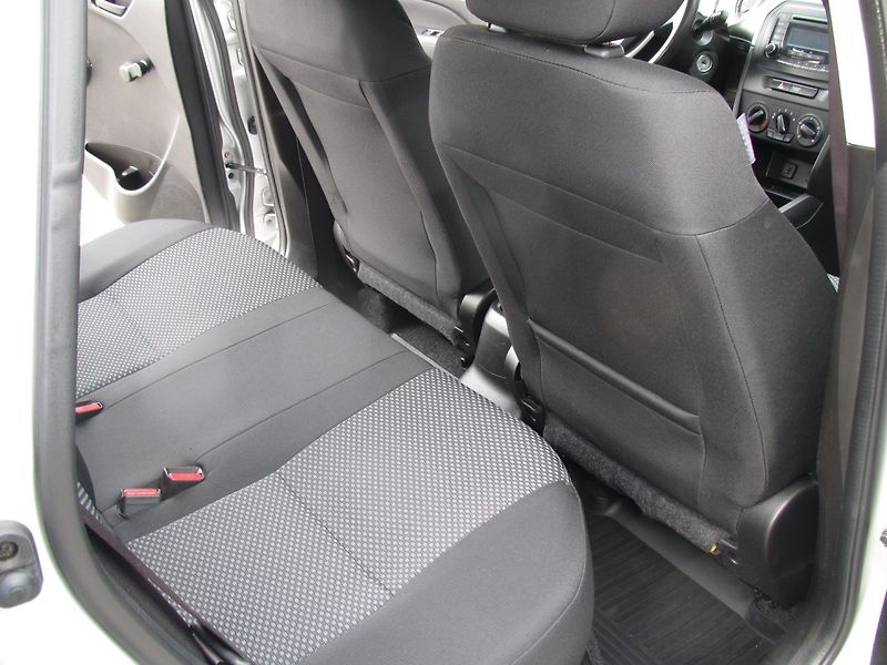 Suzuki Vitara 1.6 LPG - fotka 11 z 17
