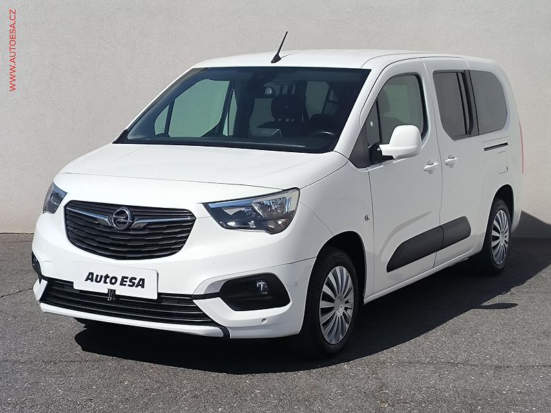 Opel Combo (2020) 1.5CDTi MAXi XL, Life, 96kW - fotka 3 z 22