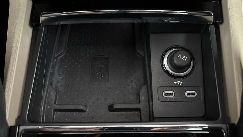 Škoda Karoq 2.0 TDI DSG Style - fotka 22 z 26