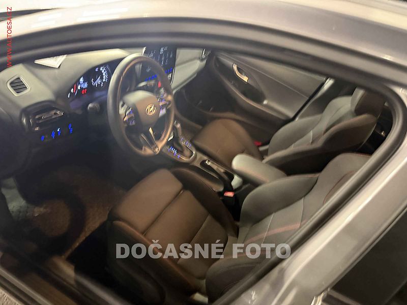 Hyundai i30 (2023) 1.5T-GDi, 1.maj,ČR, servis - fotka 3 z 3