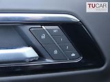 Chevrolet Tahoe High Country 6,2 V8 - náhled 21