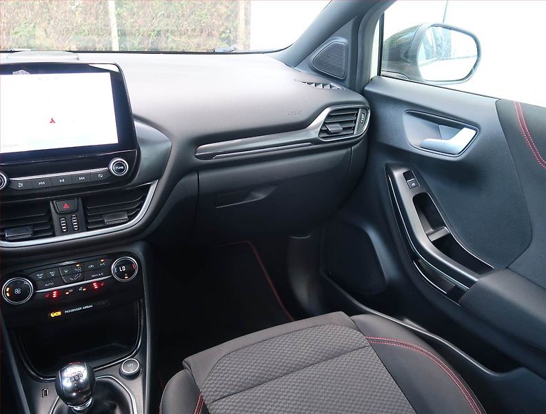 Ford Puma (2020) ST-Line 1.0 EcoBoost - fotka 8 z 20
