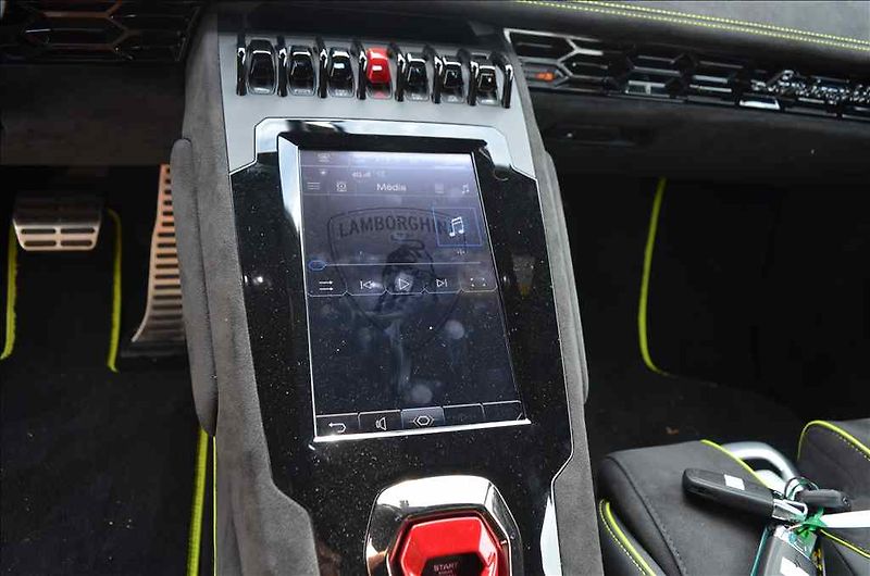 Lamborghini Ostatní (2024) HURACÁN STERRATO LP 610 - fotka 7 z 18