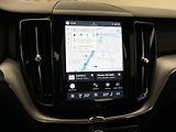 Volvo XC60 B4 AWD MOMENTUM PRO AUT - náhled 26