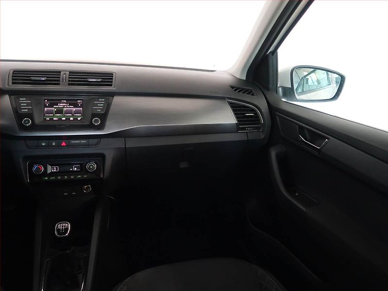 Škoda Fabia (2017) Style 1.4 TDI, Serv.kniha - fotka 8 z 15