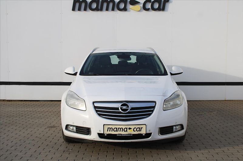 Opel Insignia 2.0 CDTI NAVI - fotka 2 z 20