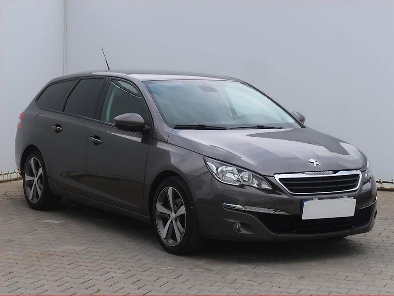Peugeot 308 (2015) 1.6 e-HDi, Tempomat - fotografie inzerátu