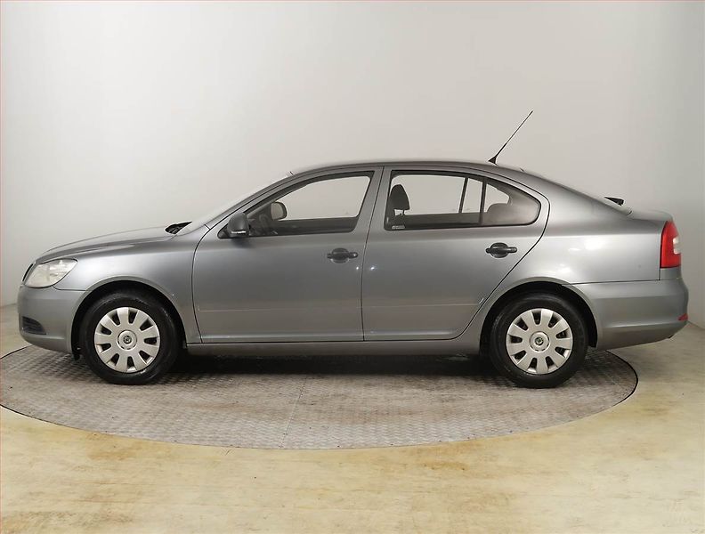 Škoda Octavia (2012) 1.6 TDI, Serv.kniha, po STK - fotka 3 z 15