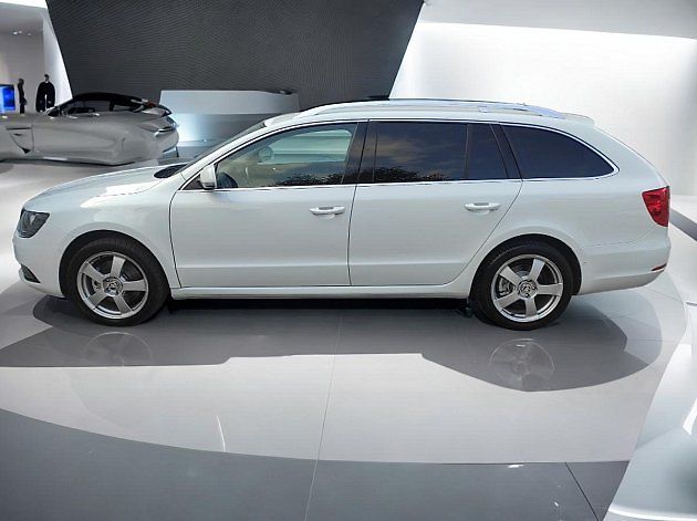 Škoda Superb 2,0TDi, zdroj: se svolením Auto Viva