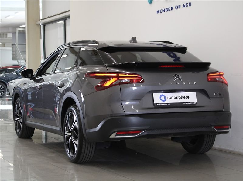 Citroën C5 X 1,6 PT 133kW Shine Paměť 31tkm - fotka 3 z 27