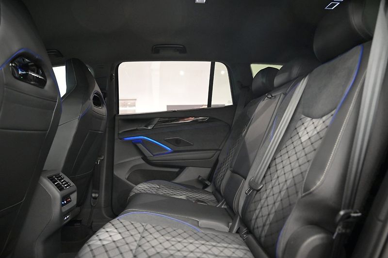 Volkswagen Tayron TDI 4M R-Line 7m 360 NezT Taž - fotka 26 z 29