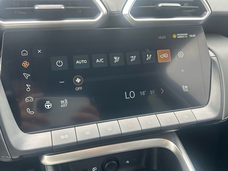 MG ZS (2025) 1,5 Hybrid+ Exclusive - fotka 14 z 22