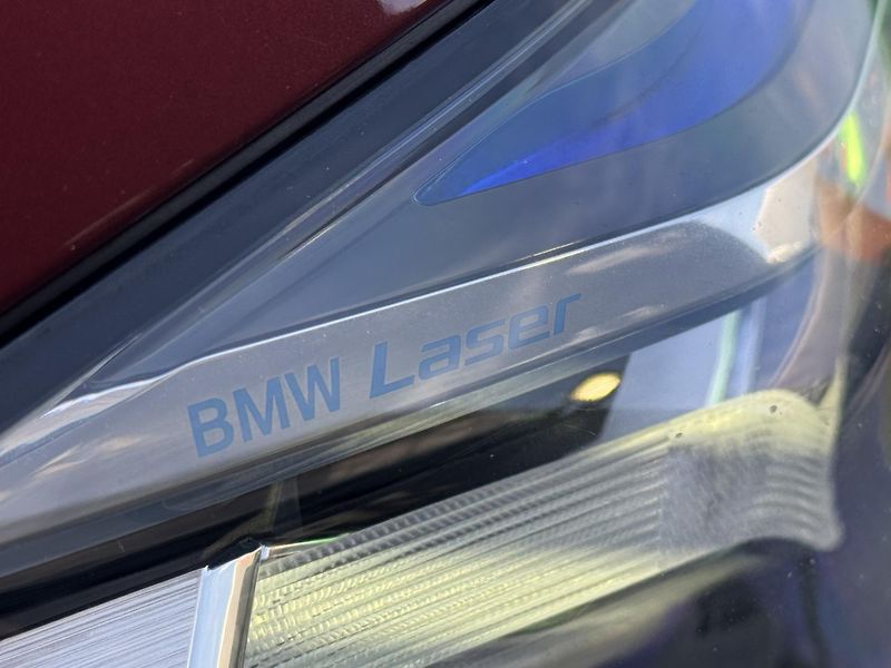 BMW Řada 5 (2021) M550i xDrive Laser, DPH, 1.Maj - fotka 49 z 59