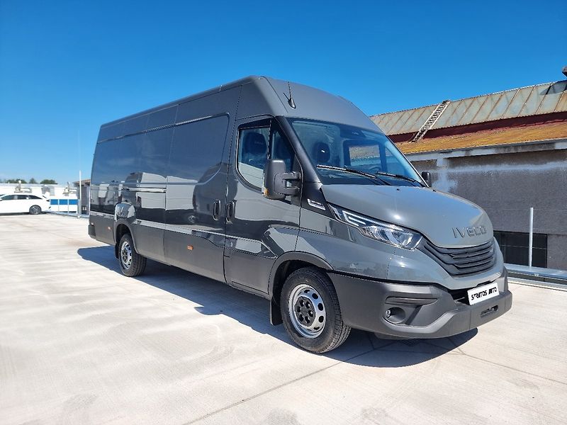 Iveco Daily (2026) 35S16A8/2,3L/automat/LED - fotka 3 z 9