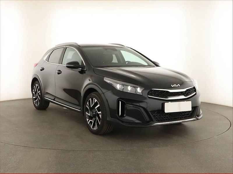 Kia XCeed (2024) 1.5 T-GDI - fotka 1 z 16