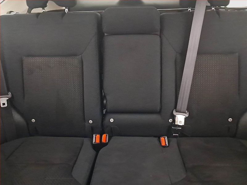 Honda CR-V (2018) 1.6D BiTurbo, 4X4, Navi - fotka 10 z 16