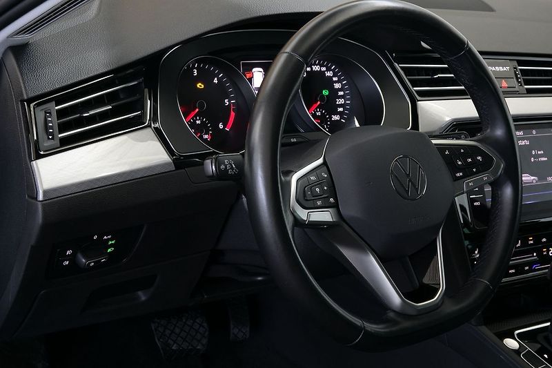 Volkswagen Passat 2.0TDI 110kW DSG Tažné Kamera - fotka 12 z 21