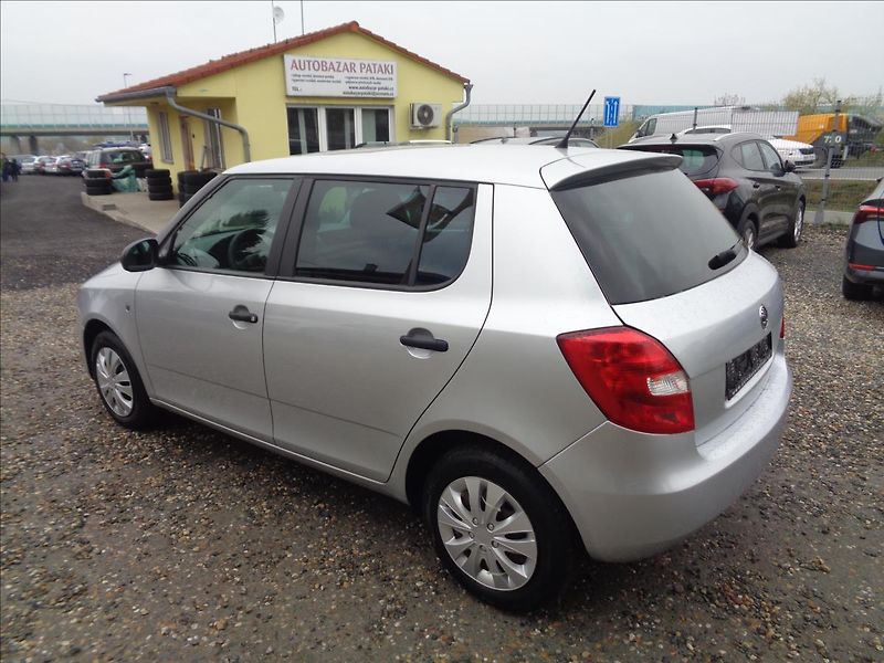 Škoda Fabia (2013) 1,4 - fotka 5 z 16