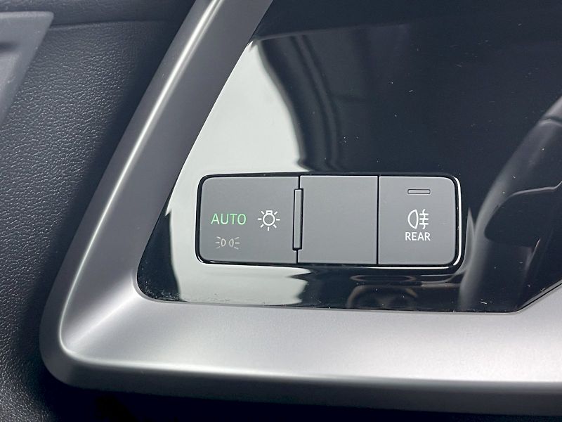 Audi A3 (2023) 30 TFSI 81 kW S-Tronic Basis - fotka 7 z 33