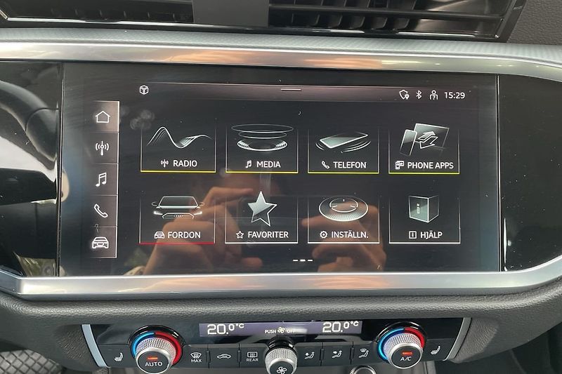 Audi Q3 35TFSI S Tronic Cockpit LED AC - fotka 10 z 15