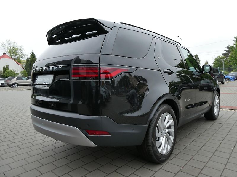 Land Rover Discovery 5 3,0  S D250 - fotka 7 z 36