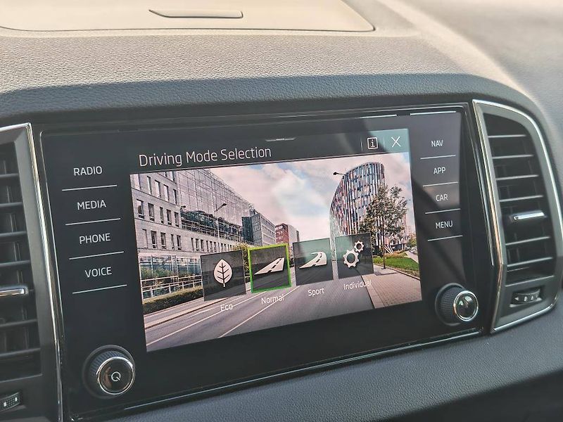 Škoda Karoq Style 7DSG 2,0 TDI - fotka 18 z 24