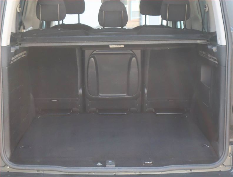 Peugeot Partner (2013) 1.6 HDi, 5Míst, SR - fotka 12 z 13
