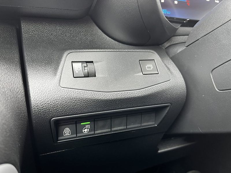 Toyota ProAce City Verso 1.5L 130k Family ODBĚR 1/2027 - fotka 29 z 31