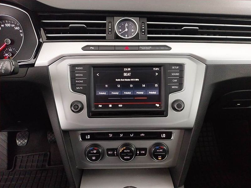 Volkswagen Passat (2016) Comfortline 1.6 TDI, Tempomat - fotka 12 z 20
