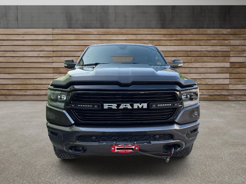 Dodge RAM (2022) +WINCHER+ROUGH COUNTRY+6 míst+ - fotka 8 z 23