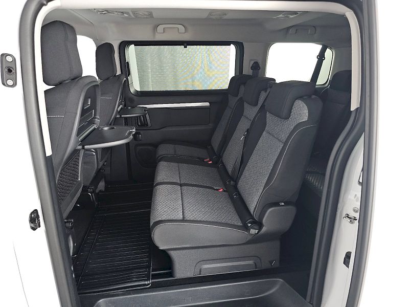 Toyota ProAce Verso (2025) 2.0D 106kW FAMILY WEBASTO 8S - fotka 7 z 29
