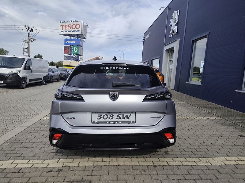 Peugeot 308 (2026) SW ALLURE Hybrid 145 e-DCS6 - fotka 4 z 15