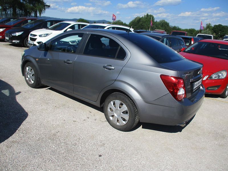 Chevrolet Aveo (2011) 1,4/16V - fotka 4 z 11