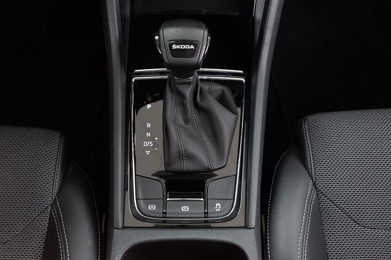 Škoda Kodiaq 2.0 TDI DSG*STYLE*ACC*DPH*ČR 1 - fotka 23 z 43
