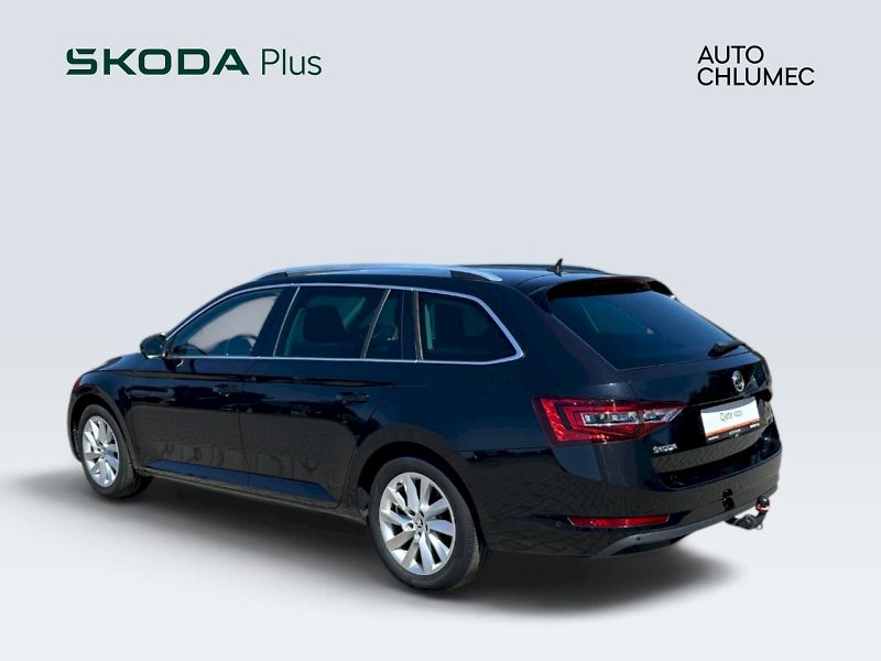 Škoda Superb (2018) Combi 2.0 TDI Style - fotka 7 z 33
