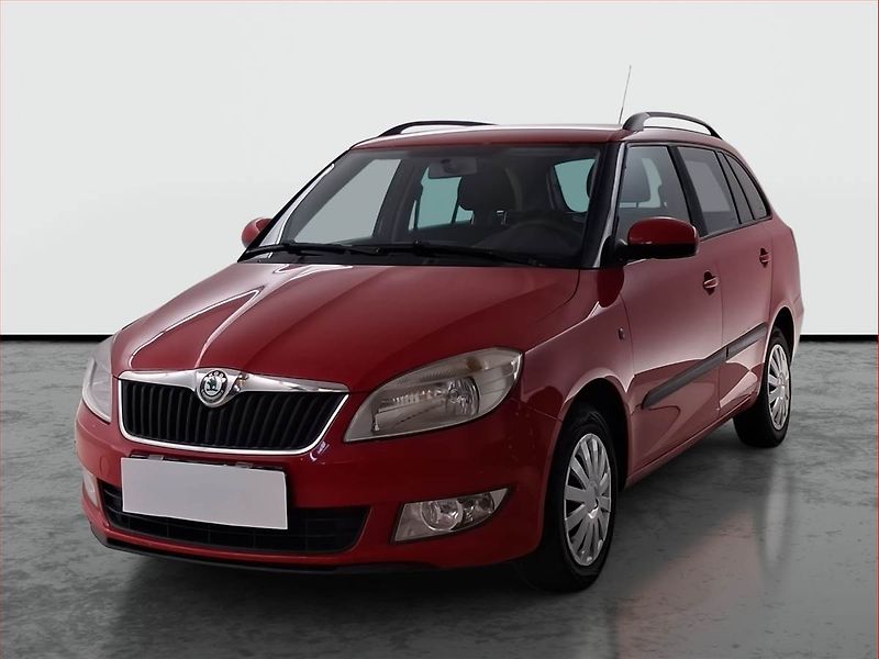 Škoda Fabia (2011) 1.2 TSI, nová STK, zamluveno - fotka 2 z 16