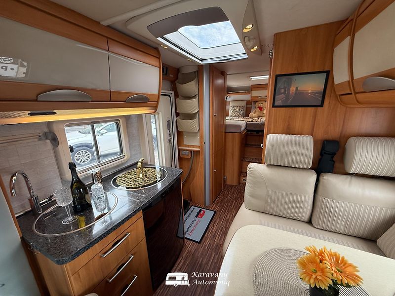 Hymer Ostatní (2009) Tramp T 674 SL Fiat, Markíza - fotka 6 z 30