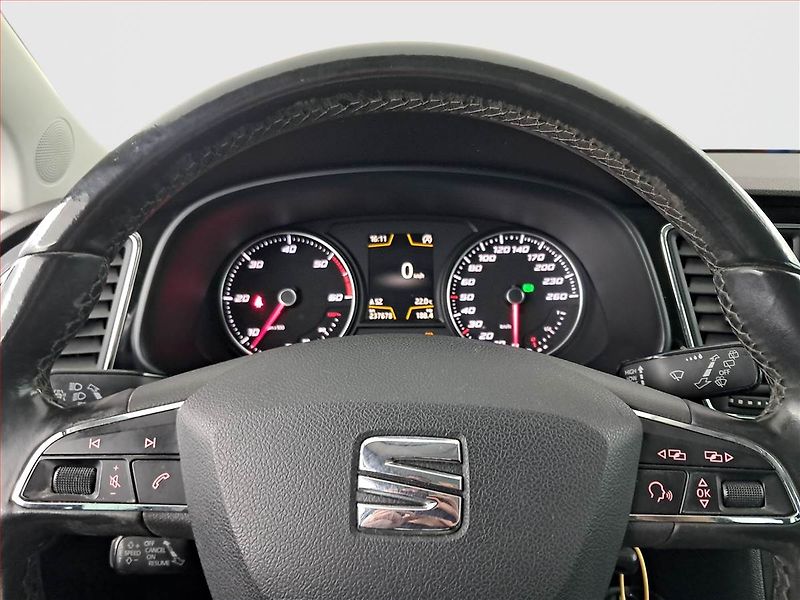 Seat Leon (2015) Comfort 1.6 TDI, Automat - fotka 19 z 19