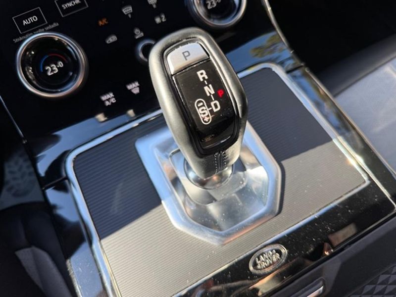 Land Rover Range Rover Evoque D200 150kW HSE R-dynamic - fotka 28 z 45