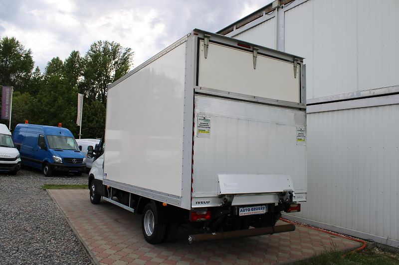 Iveco Daily 35C160 2,3 Skříň+čelo+klima - fotka 5 z 19