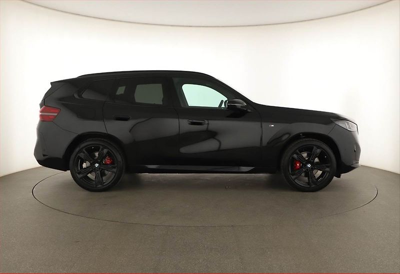BMW X3 (2025) 20d xDrive - fotka 6 z 29